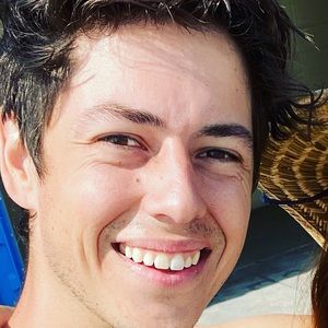 Meet your Posher, Tom